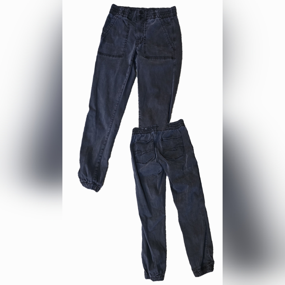 AEO Black Cargo